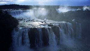 كوكب الأرض: 1×3